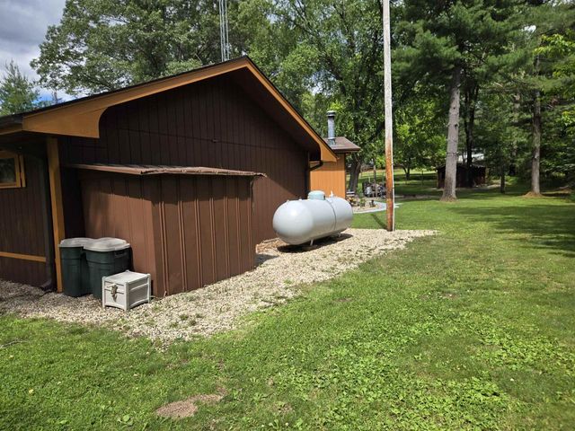 1879 Lakeview Drive, Friendship, WI 53934