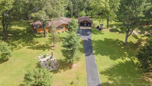 1879 Lakeview Drive, Friendship, WI 53934