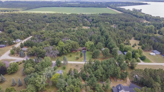 1879 Lakeview Drive, Friendship, WI 53934