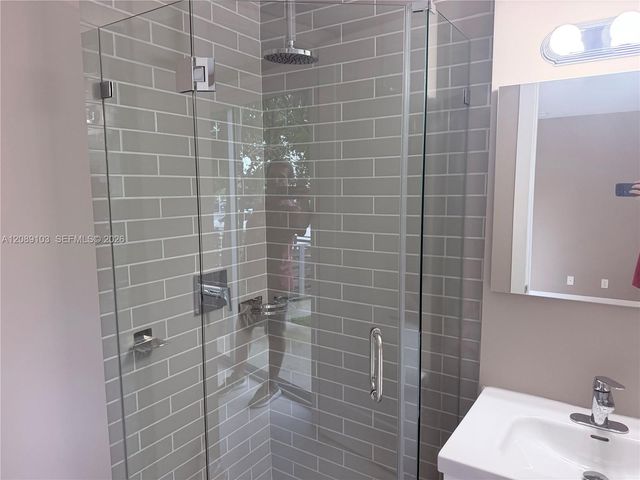 612 NE 12th Avenue 612, Fort Lauderdale, FL 33304