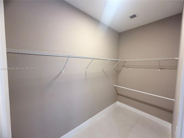 612 NE 12th Avenue 612, Fort Lauderdale, FL 33304