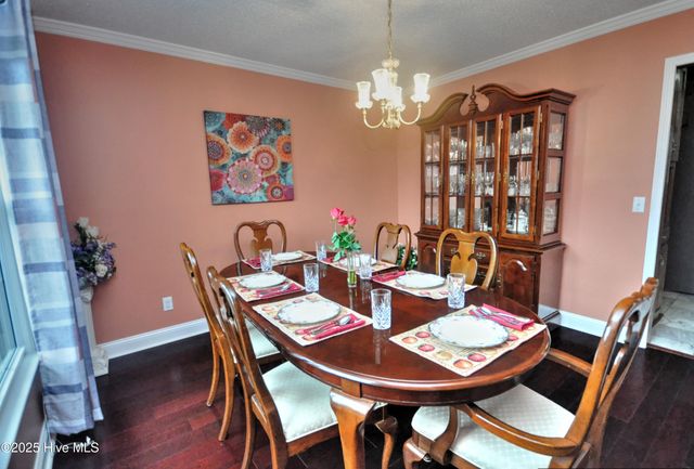 10 Queens Grant Circle SW, Shallotte, NC 28470