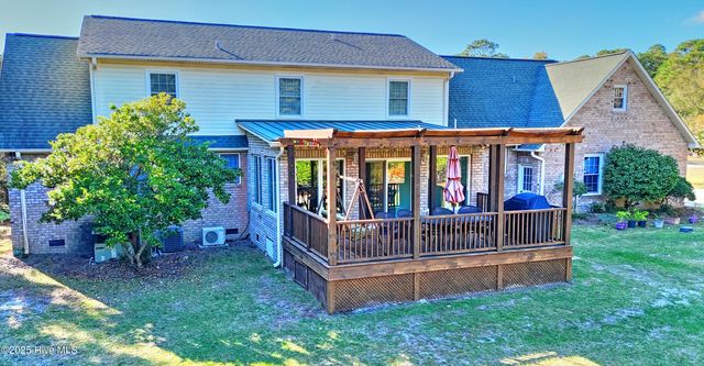 10 Queens Grant Circle SW, Shallotte, NC 28470