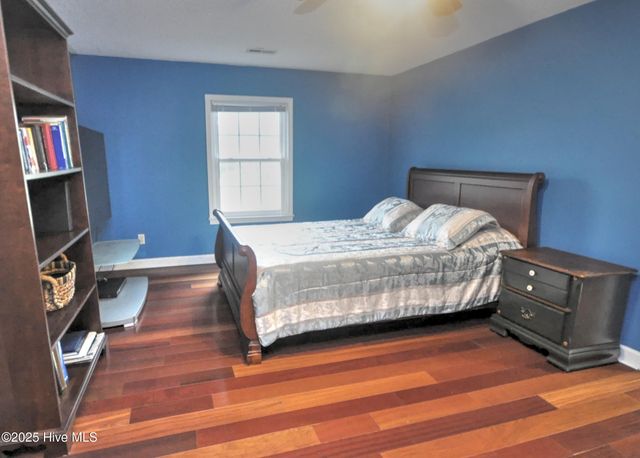 10 Queens Grant Circle SW, Shallotte, NC 28470