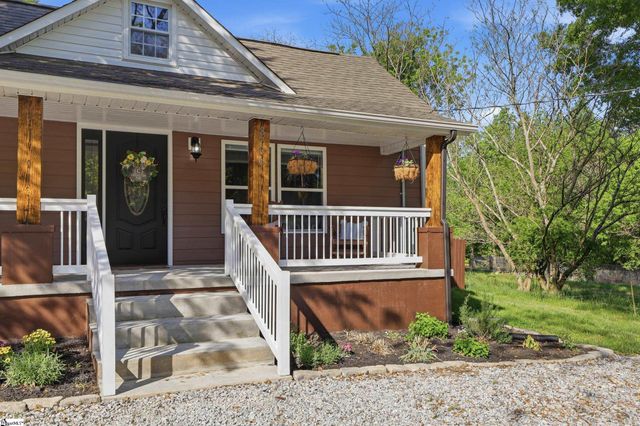 3736 Cowpens Pacolet Road, Spartanburg, SC 29307
