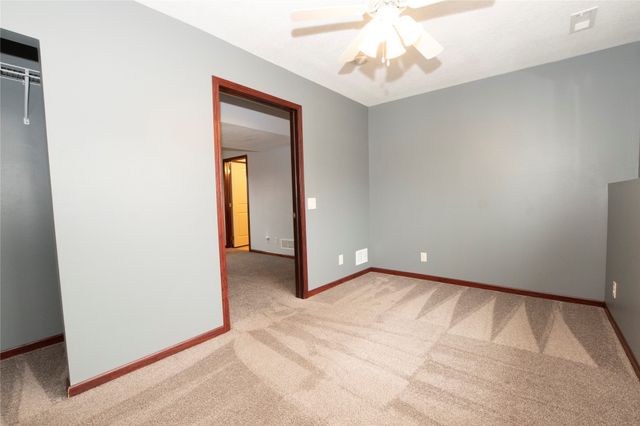 2315 Maplewood Drive, Granger, IA 50109