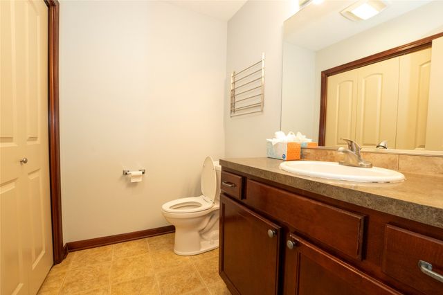 2315 Maplewood Drive, Granger, IA 50109