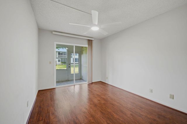 132 CAMBRIDGE F 132, West Palm Beach, FL 33417