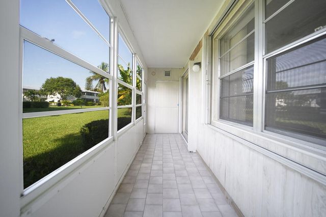 132 CAMBRIDGE F 132, West Palm Beach, FL 33417