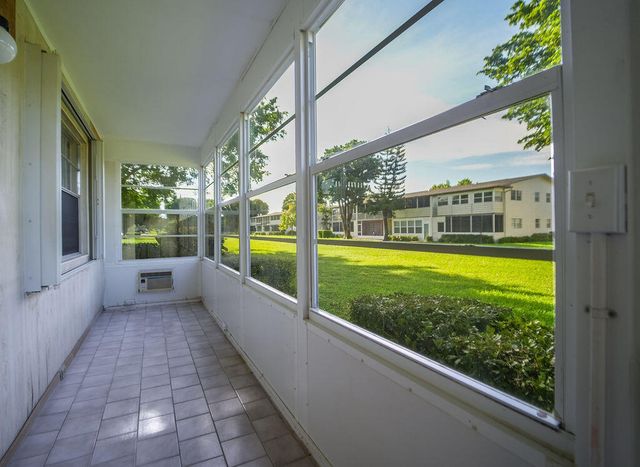 132 CAMBRIDGE F 132, West Palm Beach, FL 33417
