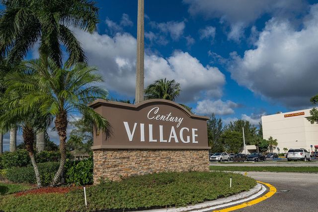 132 CAMBRIDGE F 132, West Palm Beach, FL 33417