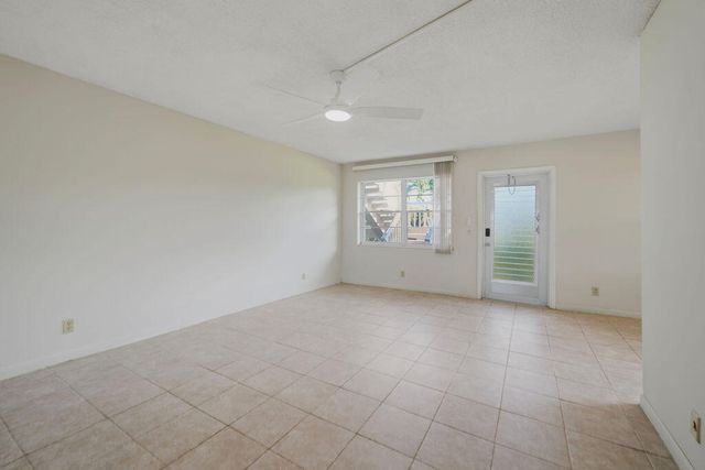 132 CAMBRIDGE F 132, West Palm Beach, FL 33417