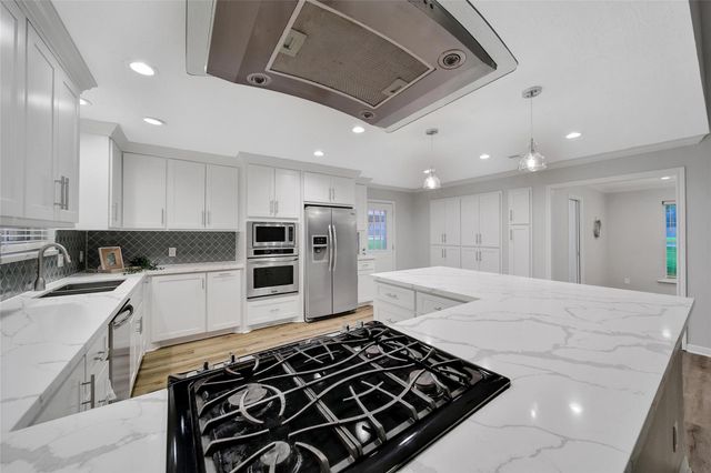 24260 Kelly Street, Porter, TX 77365