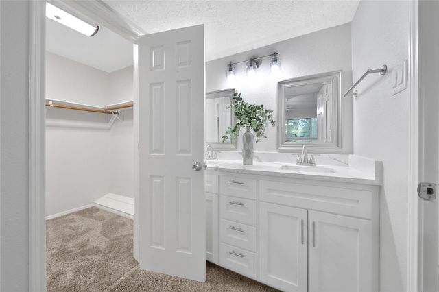 24260 Kelly Street, Porter, TX 77365