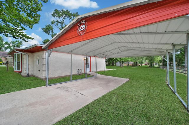 24260 Kelly Street, Porter, TX 77365