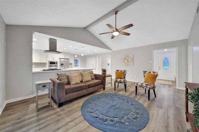 24260 Kelly Street, Porter, TX 77365