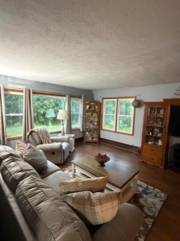12215 Leonard Road, Nunica, MI 49448