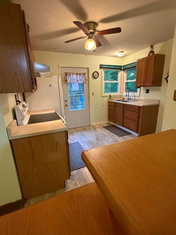 12215 Leonard Road, Nunica, MI 49448