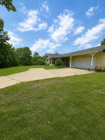 12215 Leonard Road, Nunica, MI 49448