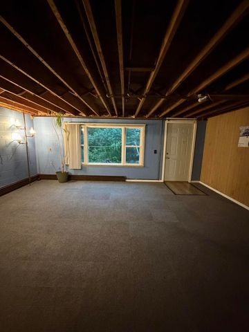 12215 Leonard Road, Nunica, MI 49448