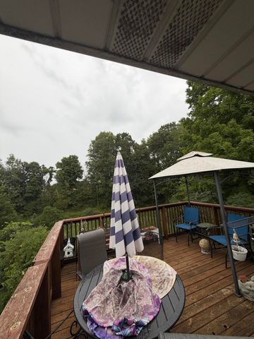 12215 Leonard Road, Nunica, MI 49448