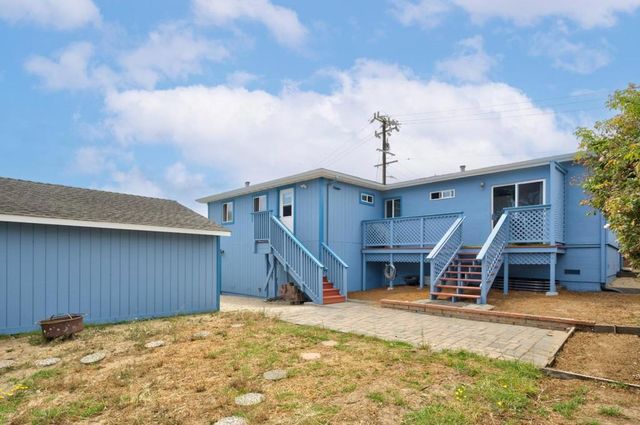 3076 Sunset Avenue, Marina, CA 93933