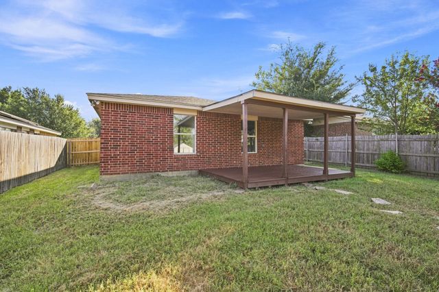 522 Berryhill Drive, Mansfield, TX 76063