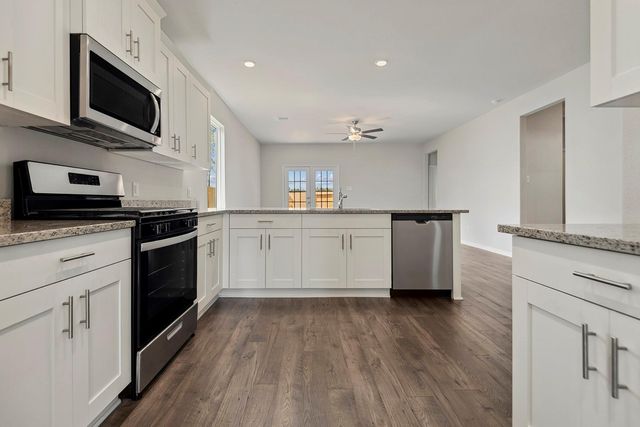 15415 Maple Terrace Drive, Conroe, TX 77303