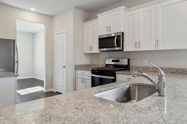 15415 Maple Terrace Drive, Conroe, TX 77303