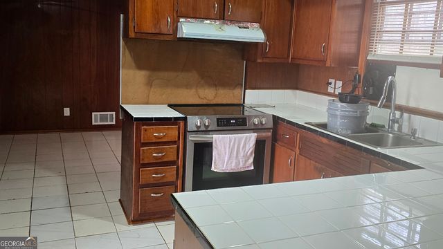 6359 Lanier Road, Morrow, GA 30260