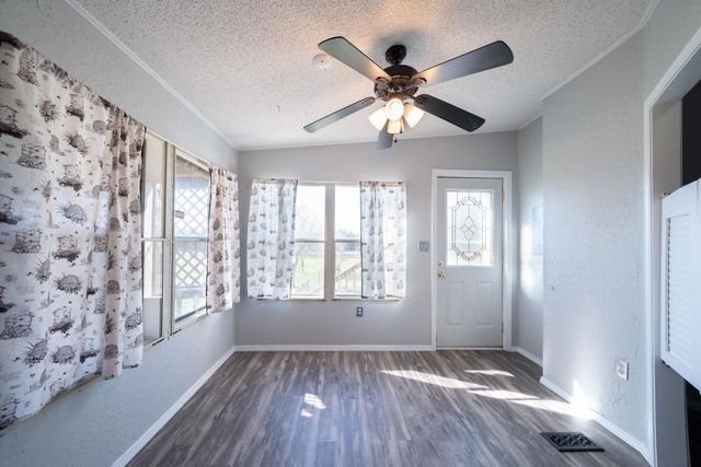 6130 E Idlewild Cir, Derby, KS 67037