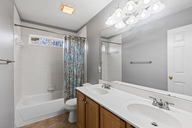 213 Spy Glass Way, Hendersonville, TN 37075