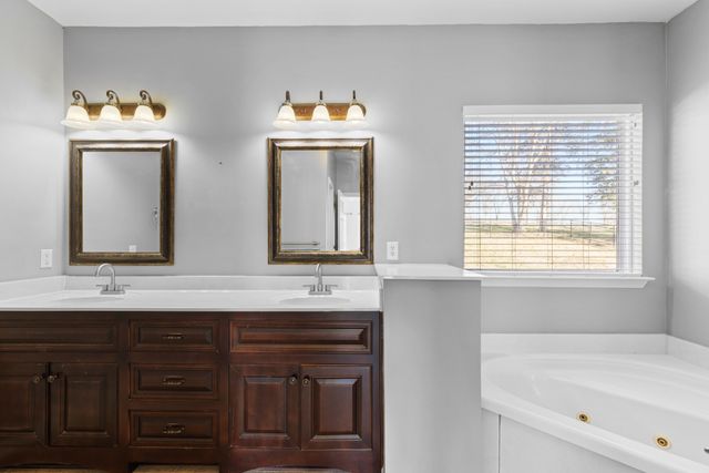 213 Spy Glass Way, Hendersonville, TN 37075