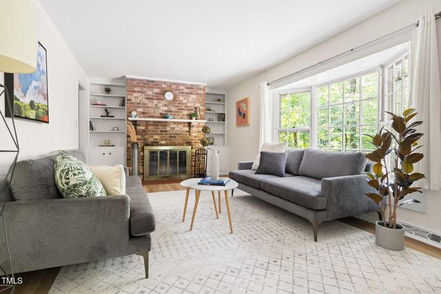 324 Woodhaven Road, Chapel Hill, NC 27514