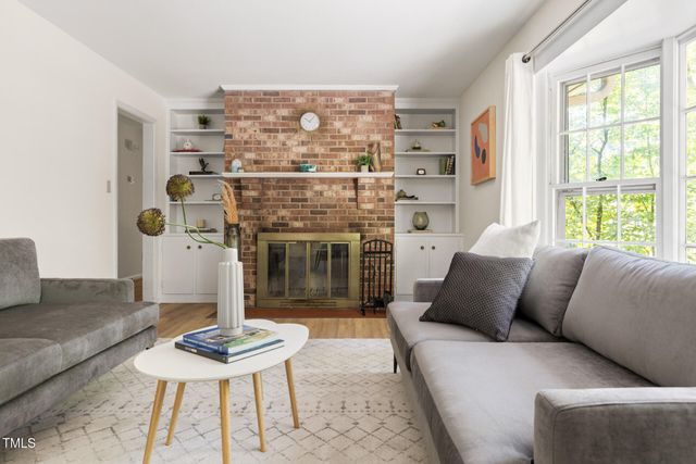 324 Woodhaven Road, Chapel Hill, NC 27514