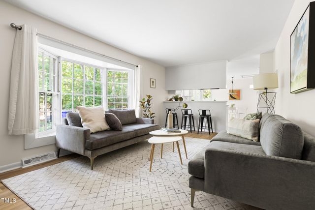 324 Woodhaven Road, Chapel Hill, NC 27514