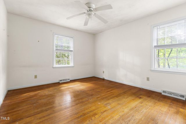 324 Woodhaven Road, Chapel Hill, NC 27514