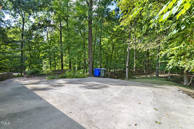 324 Woodhaven Road, Chapel Hill, NC 27514