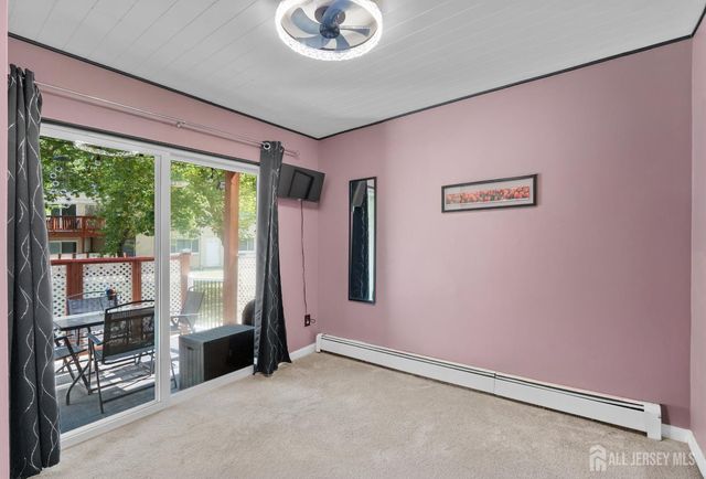 19 Lake Avenue 6A, East Brunswick, NJ 08816