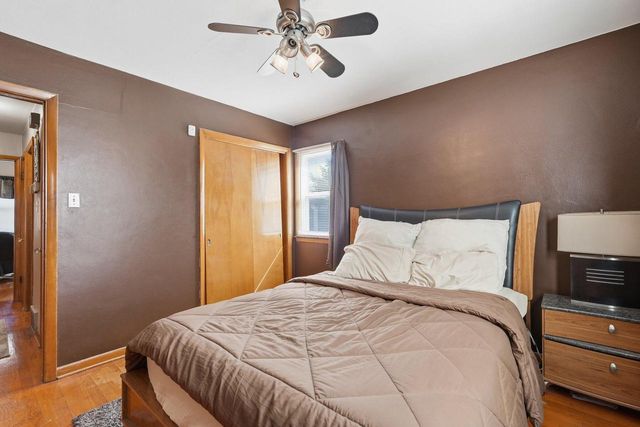 8001 W Kathryn AVENUE, Milwaukee, WI 53218