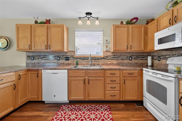 1072 Huntington Drive, Troy, MO 63379