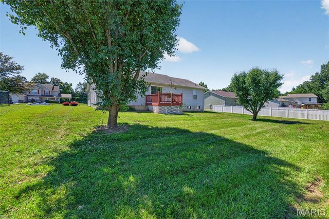 1072 Huntington Drive, Troy, MO 63379