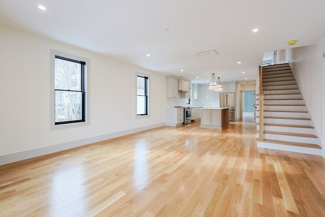 68 Rowe St 4, Boston, MA 02131