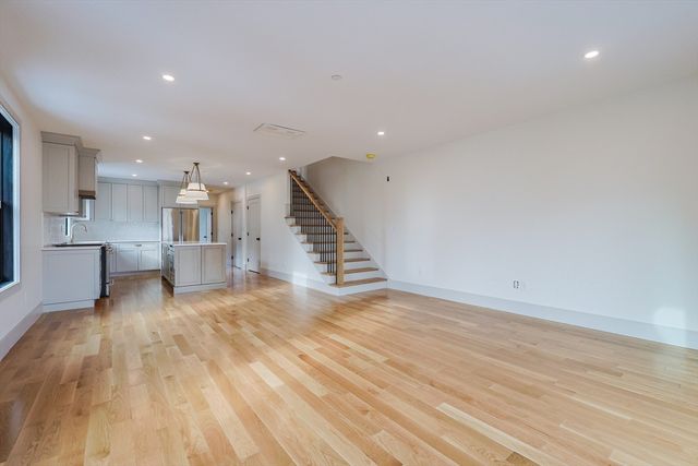 68 Rowe St 4, Boston, MA 02131