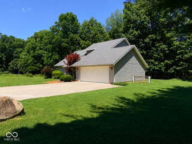 809 Sugar Tree Road, Crawfordsville, IN 47933