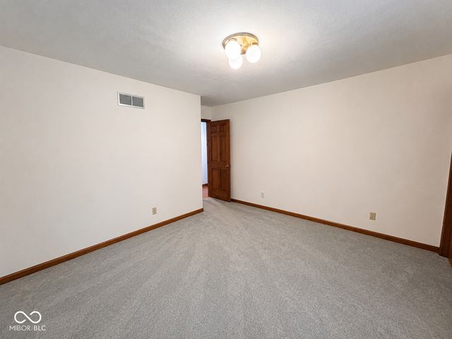 809 Sugar Tree Road, Crawfordsville, IN 47933