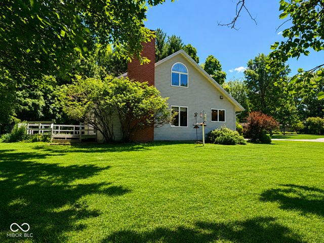 809 Sugar Tree Road, Crawfordsville, IN 47933