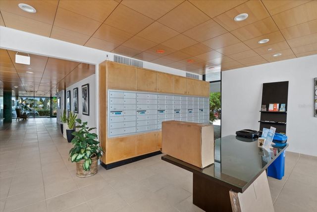 5400 OCEAN BOULEVARD 17-04, Sarasota, FL 34242