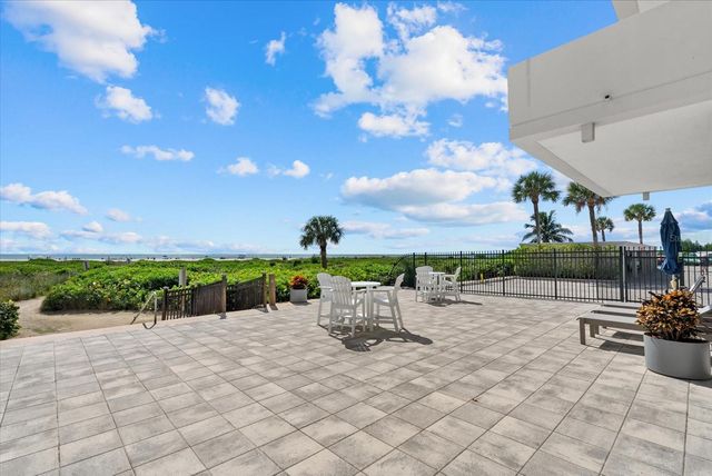 5400 OCEAN BOULEVARD 17-04, Sarasota, FL 34242