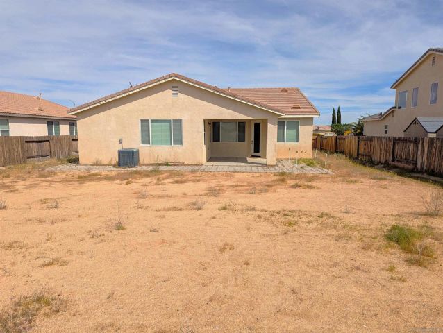 13254 High Mesa, Victorville, CA 92395